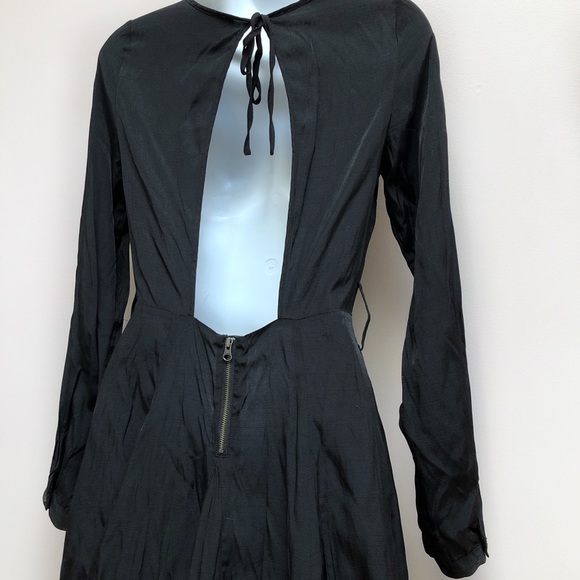 STYLESTALKER OPEN BACK DRESS - Picture 8 of 8